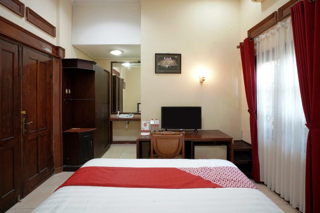 Oyo 804 Ndalem Maharani Guest House Yogyakarta Exteriér fotografie